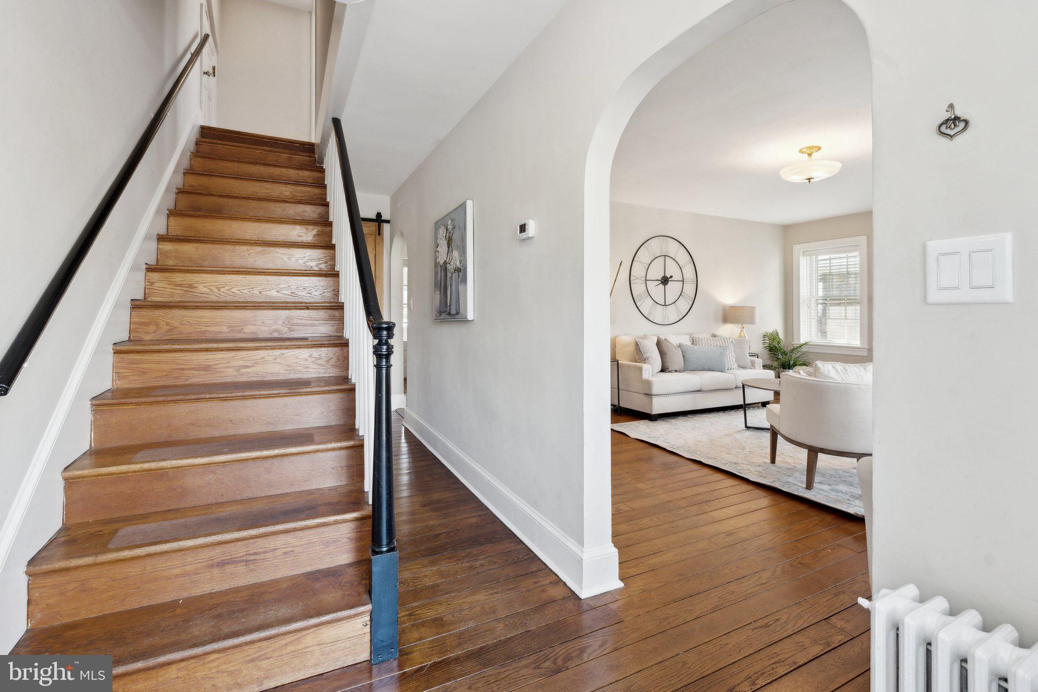 LEESBURG - Residential