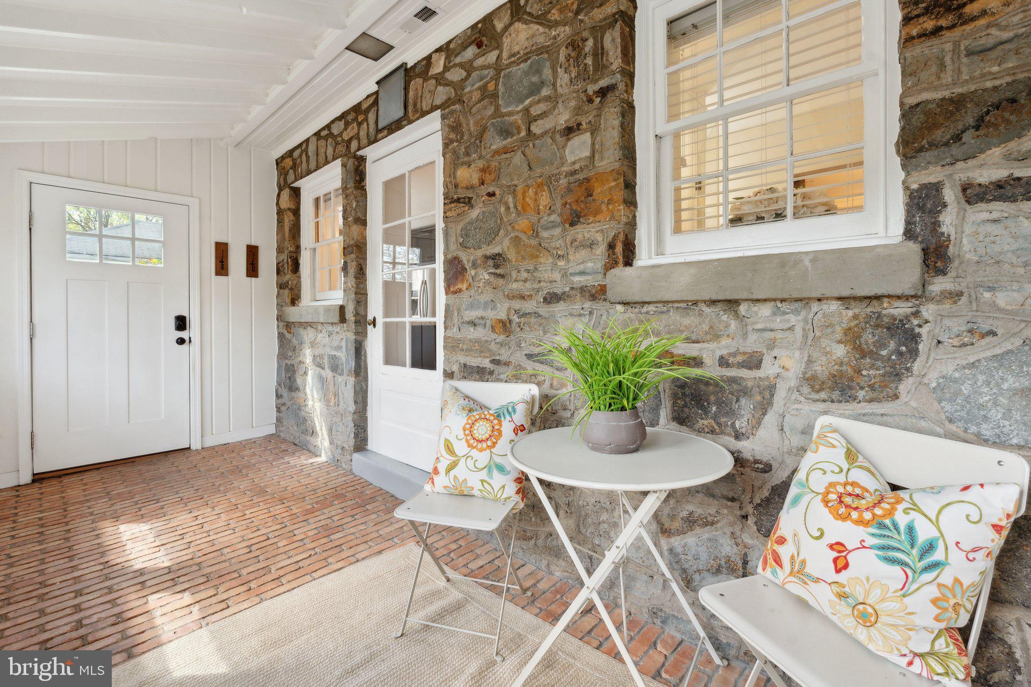 LEESBURG - Residential