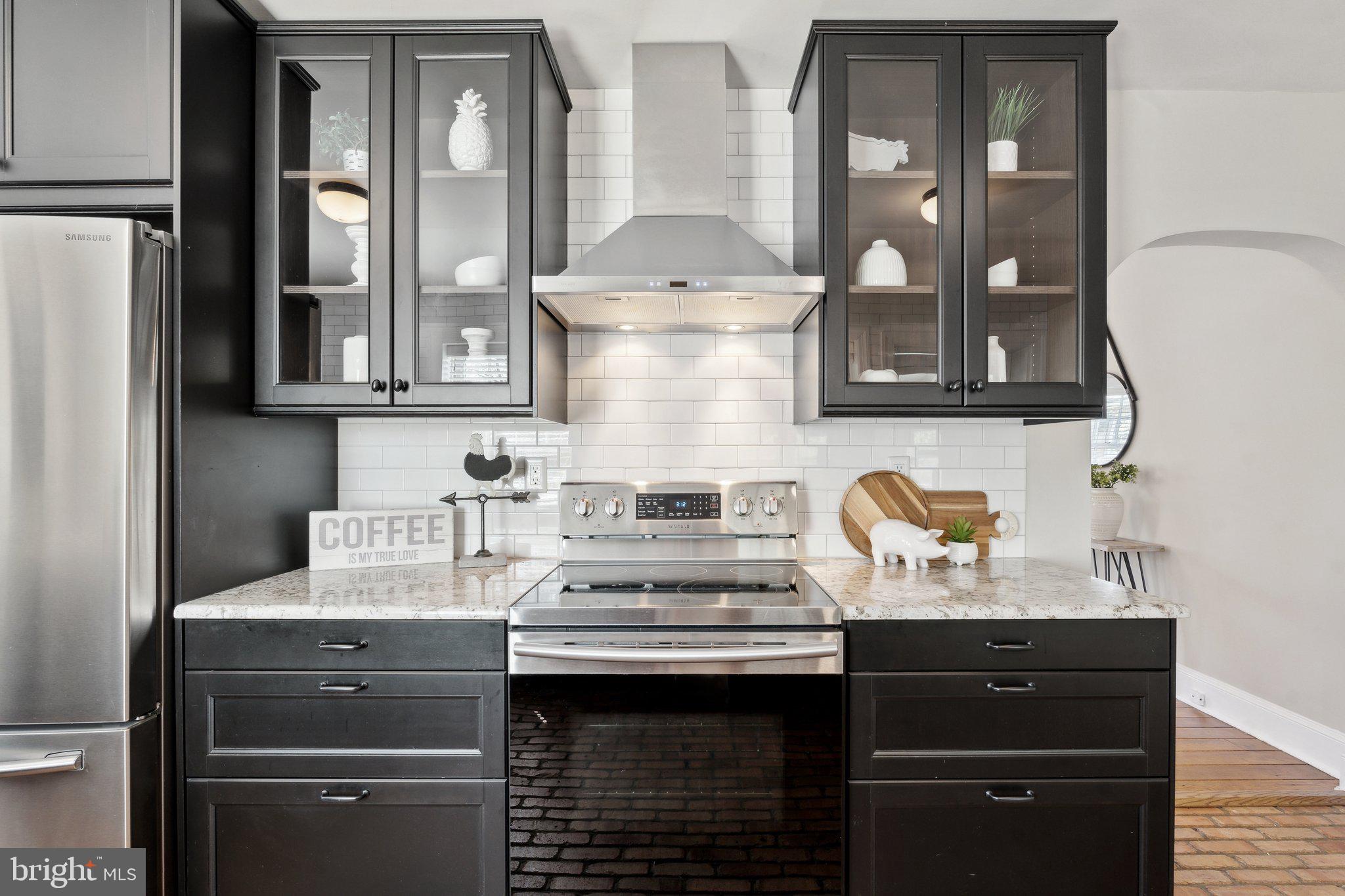 LEESBURG - Residential