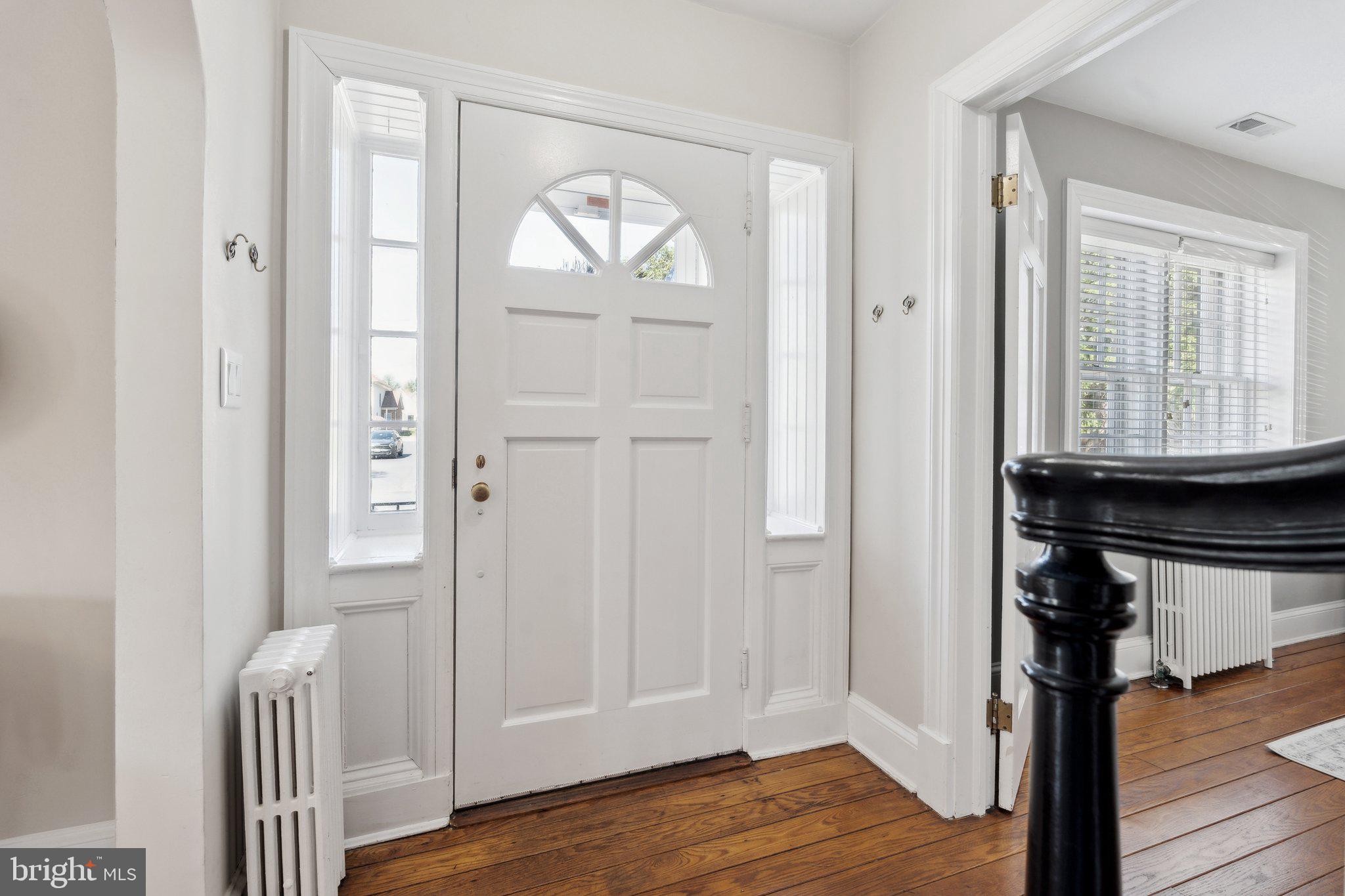 LEESBURG - Residential