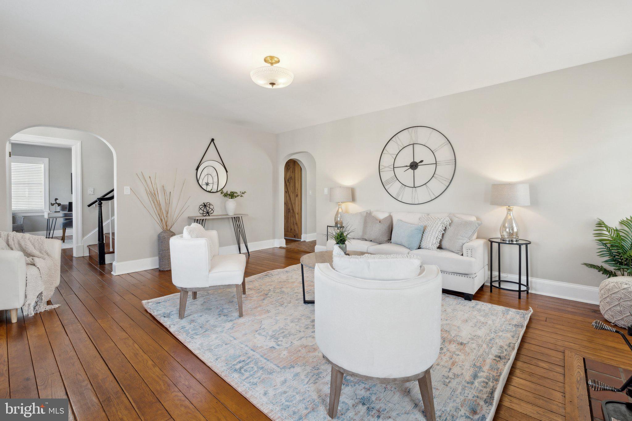 LEESBURG - Residential