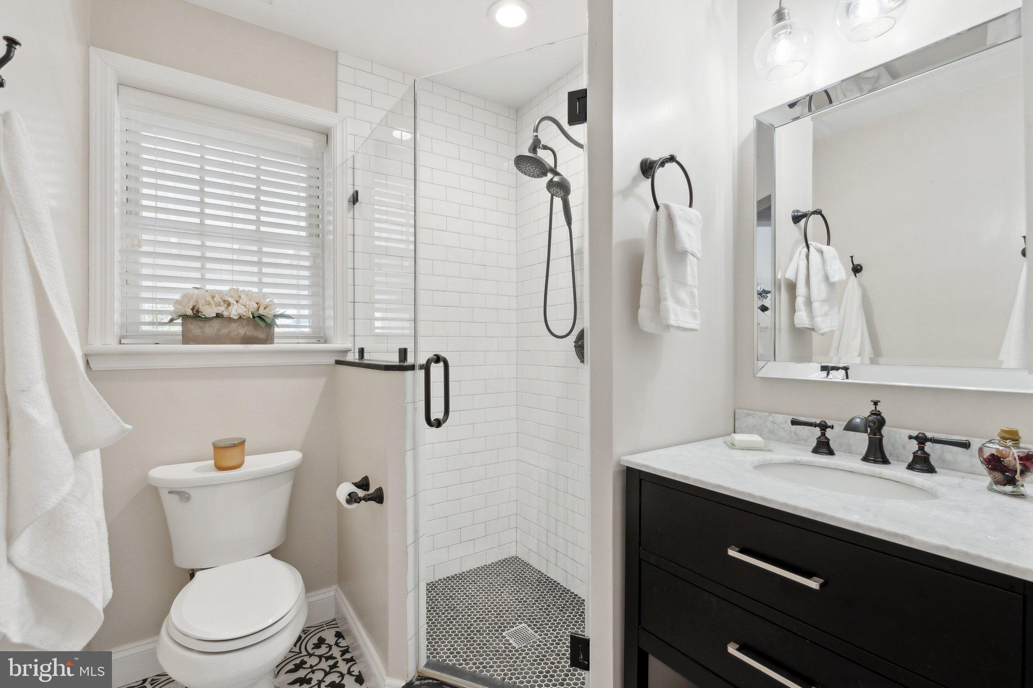 LEESBURG - Residential