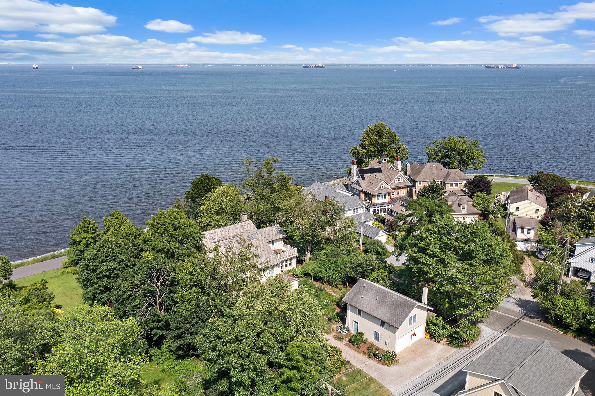 2 RIVER DRIVE