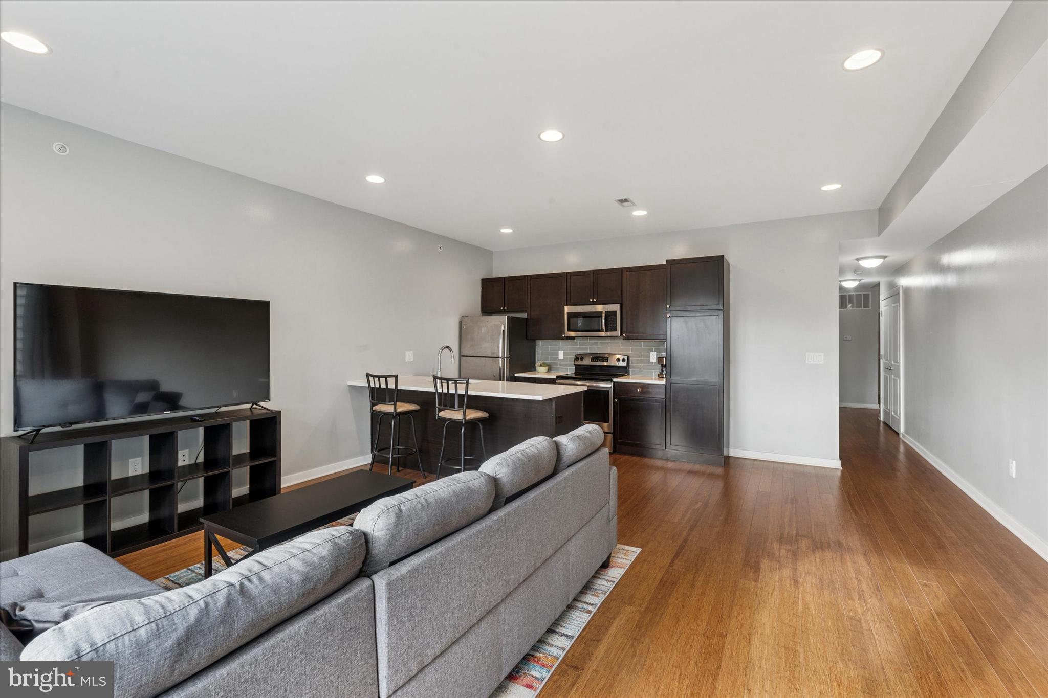 FRANCISVILLE - Residential