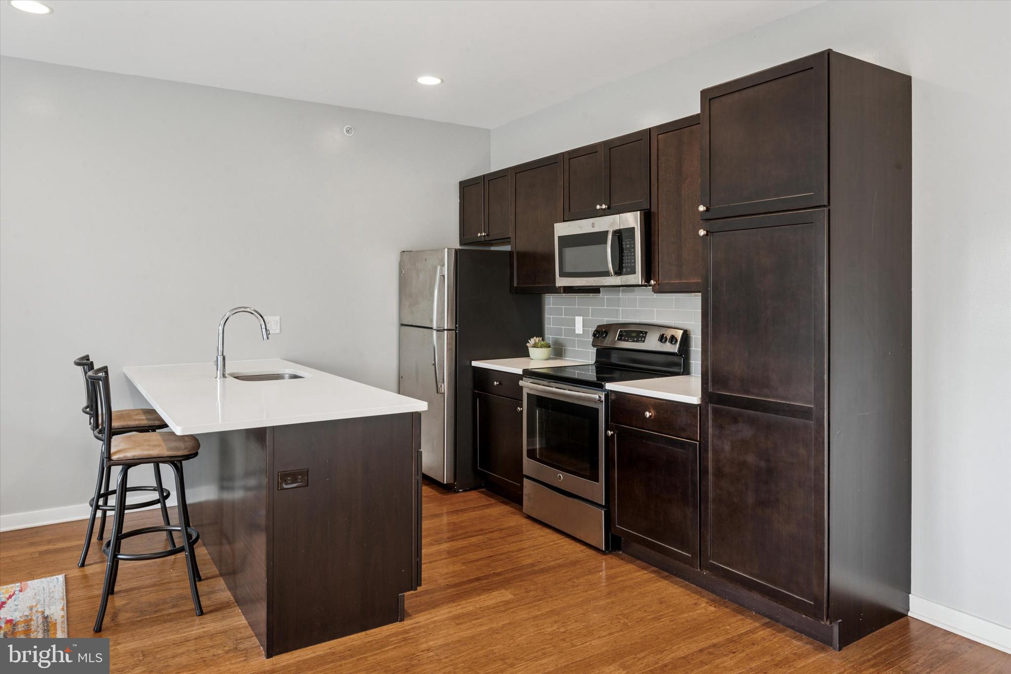 FRANCISVILLE - Residential