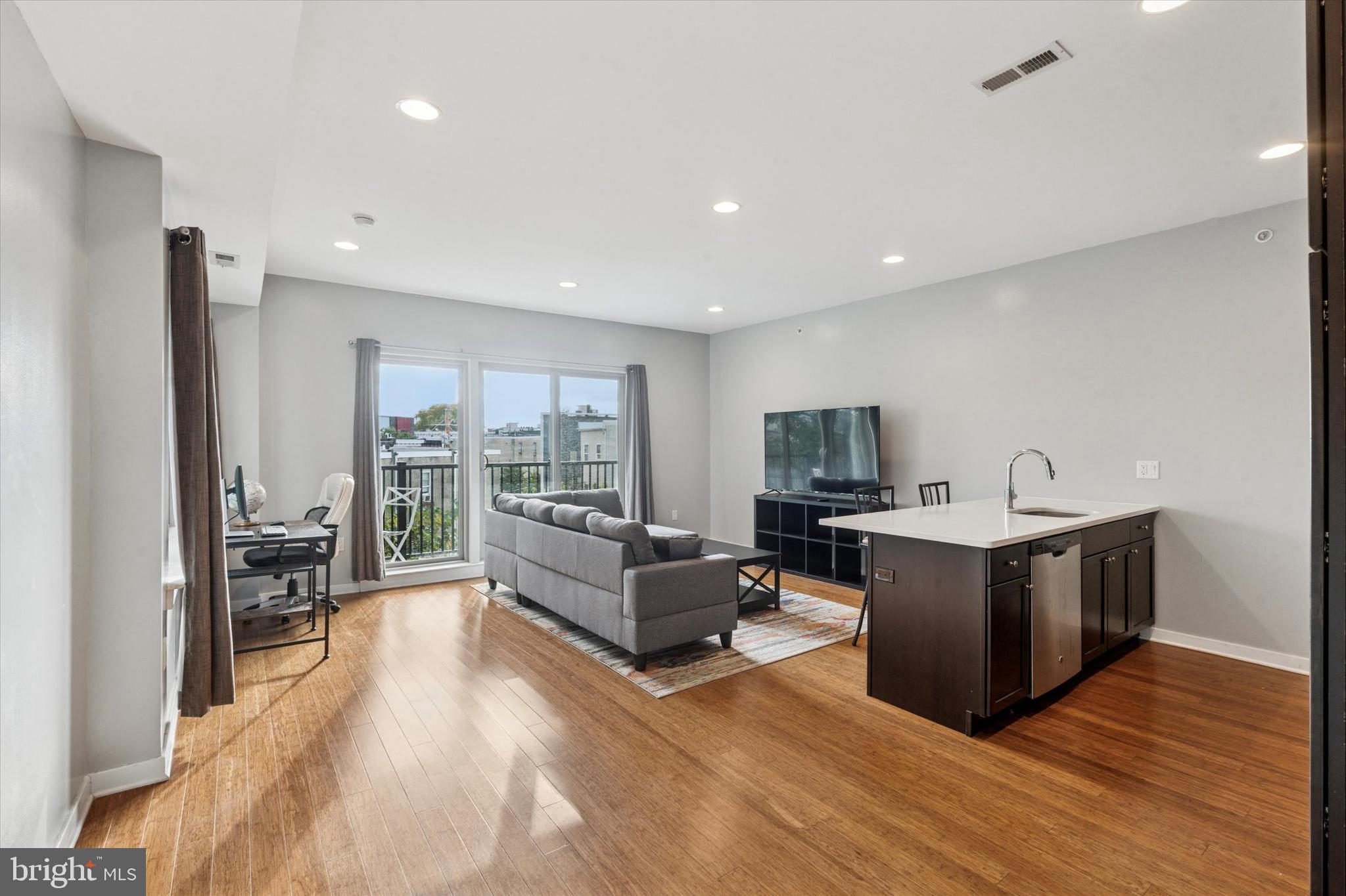 FRANCISVILLE - Residential