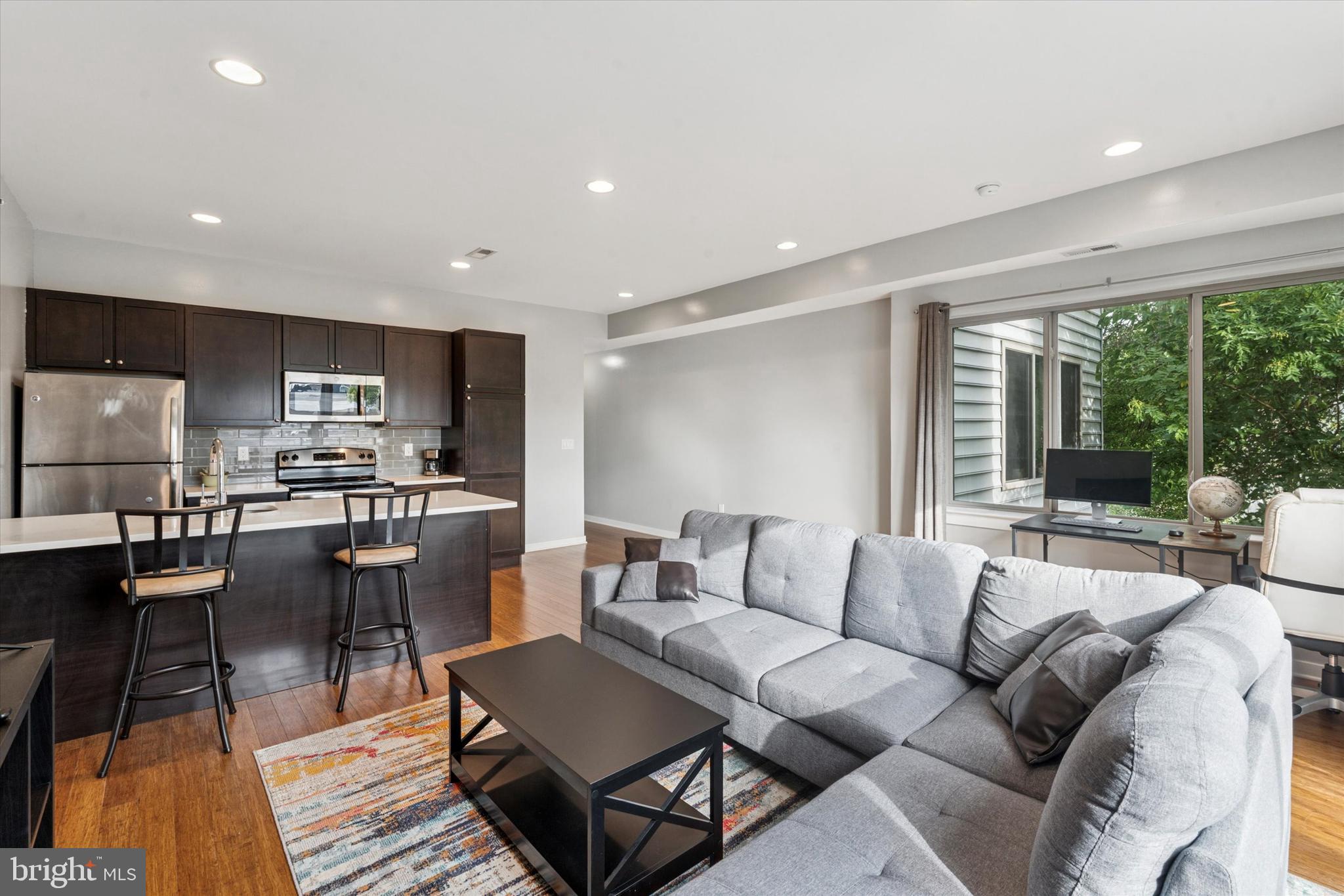 1608 RIDGE AVENUE 403