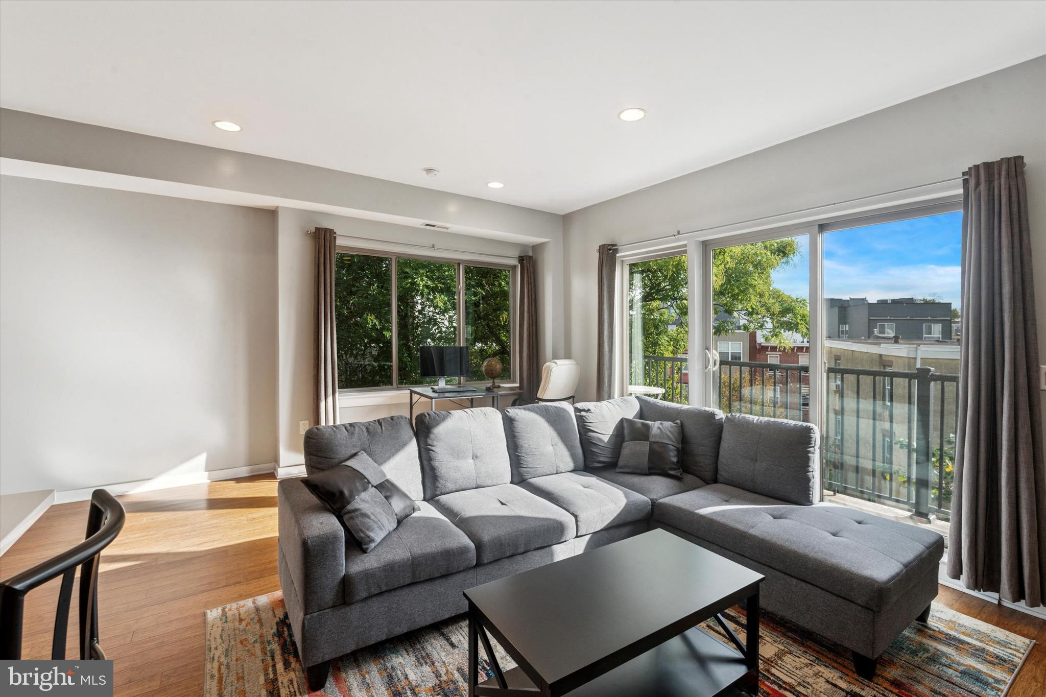 FRANCISVILLE - Residential