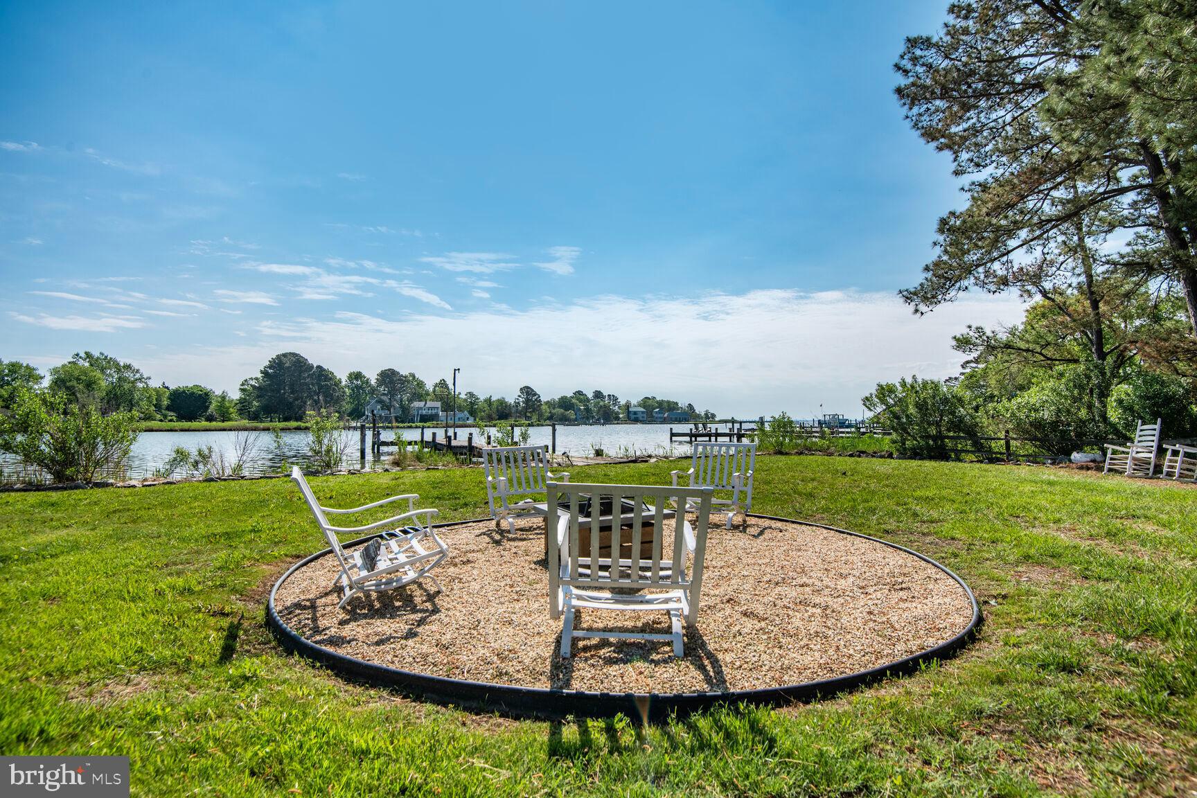 4897 BLACK WALNUT POINT ROAD