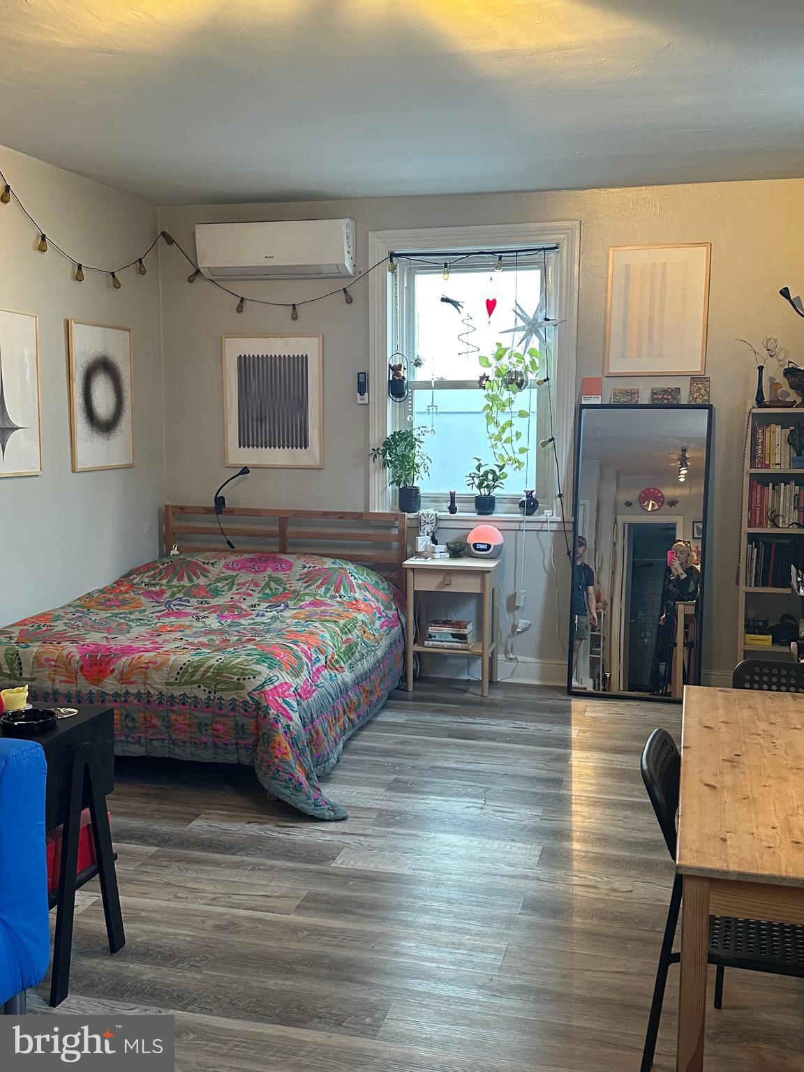 WASHINGTON SQ - Residential Lease