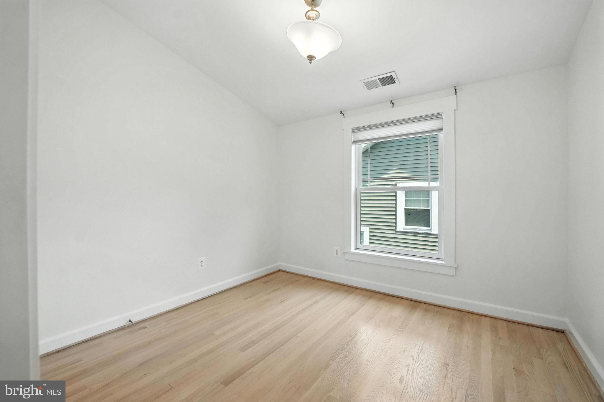 DEL RAY - Residential