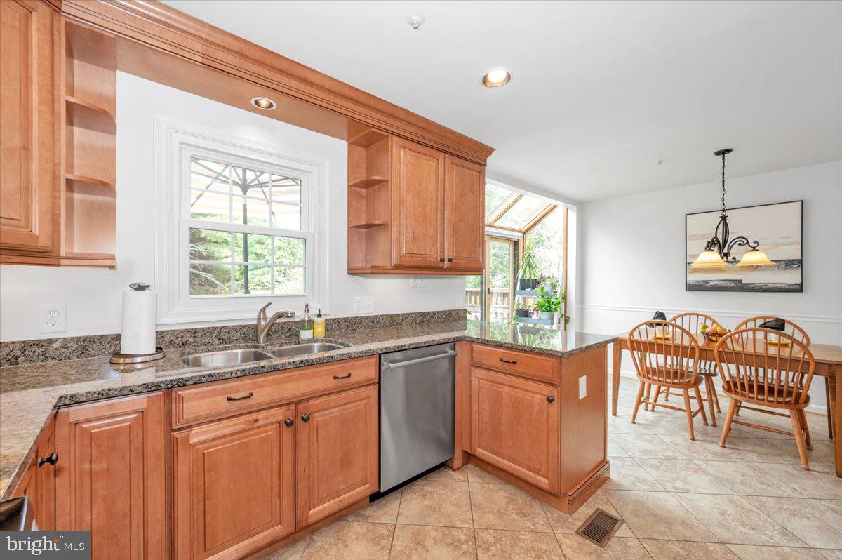 GERMANTOWN ESTATES - Residential