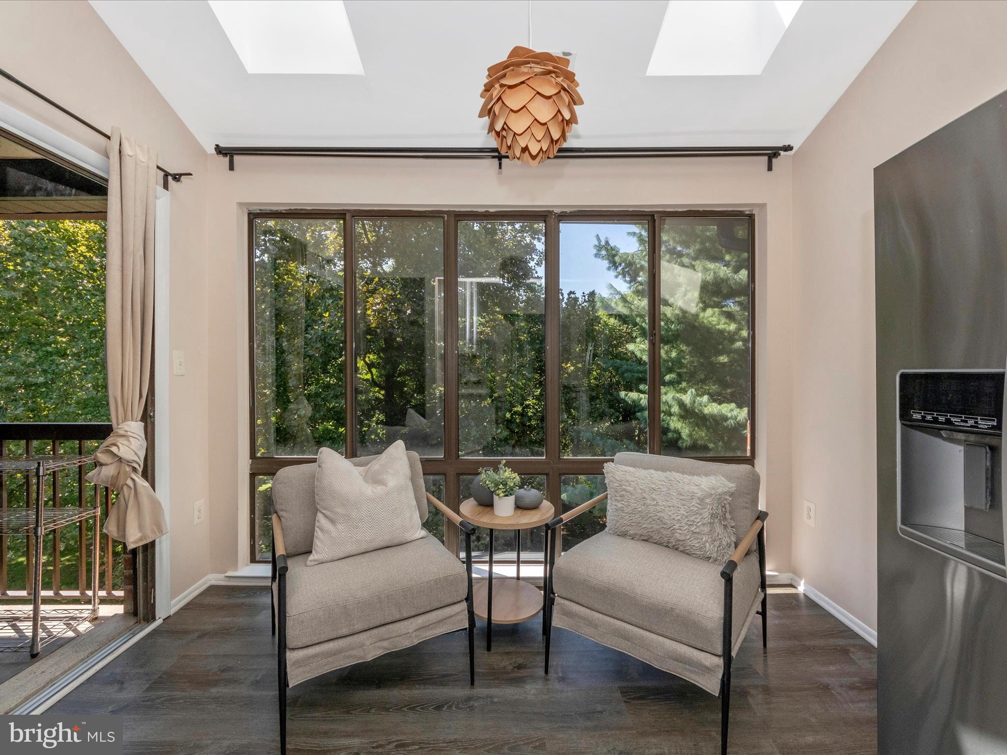 MALLARD COVE CONDOMINIUMS - Residential