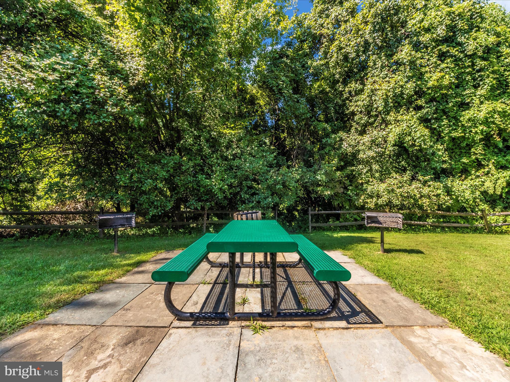 MALLARD COVE CONDOMINIUMS - Residential