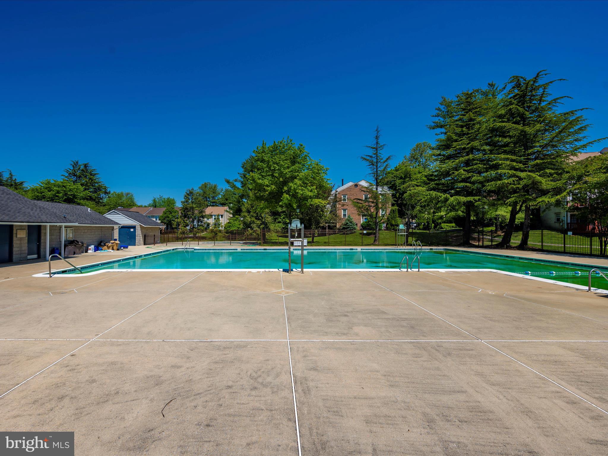 MALLARD COVE CONDOMINIUMS - Residential