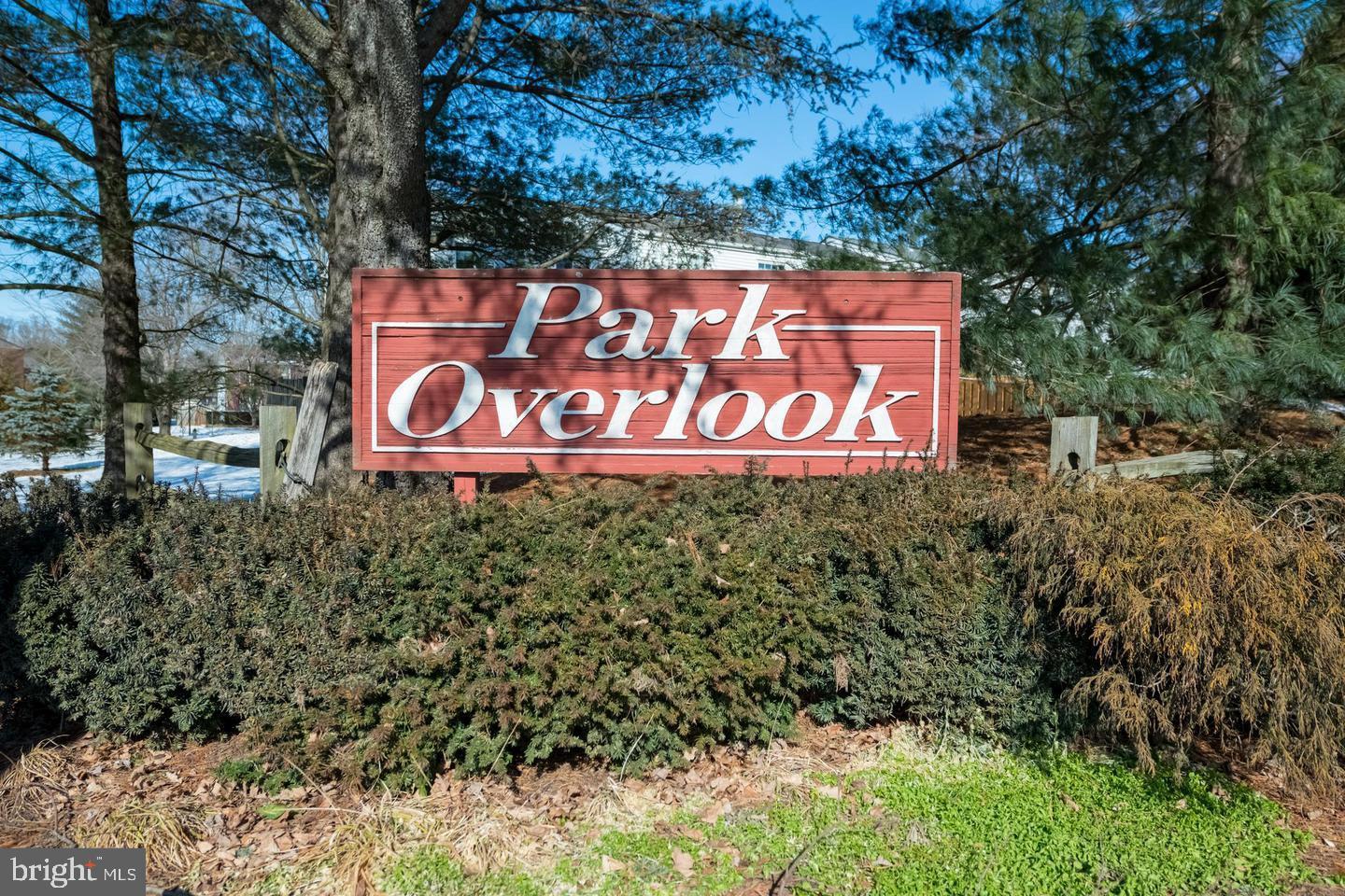 MALLARD COVE CONDOMINIUMS - Residential