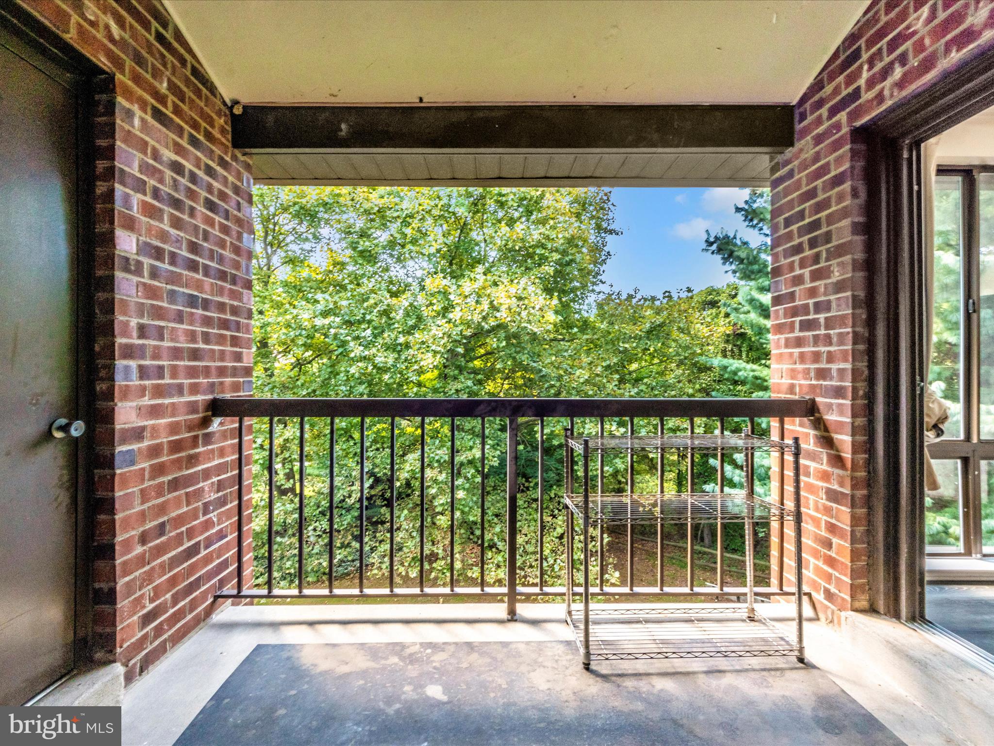 MALLARD COVE CONDOMINIUMS - Residential