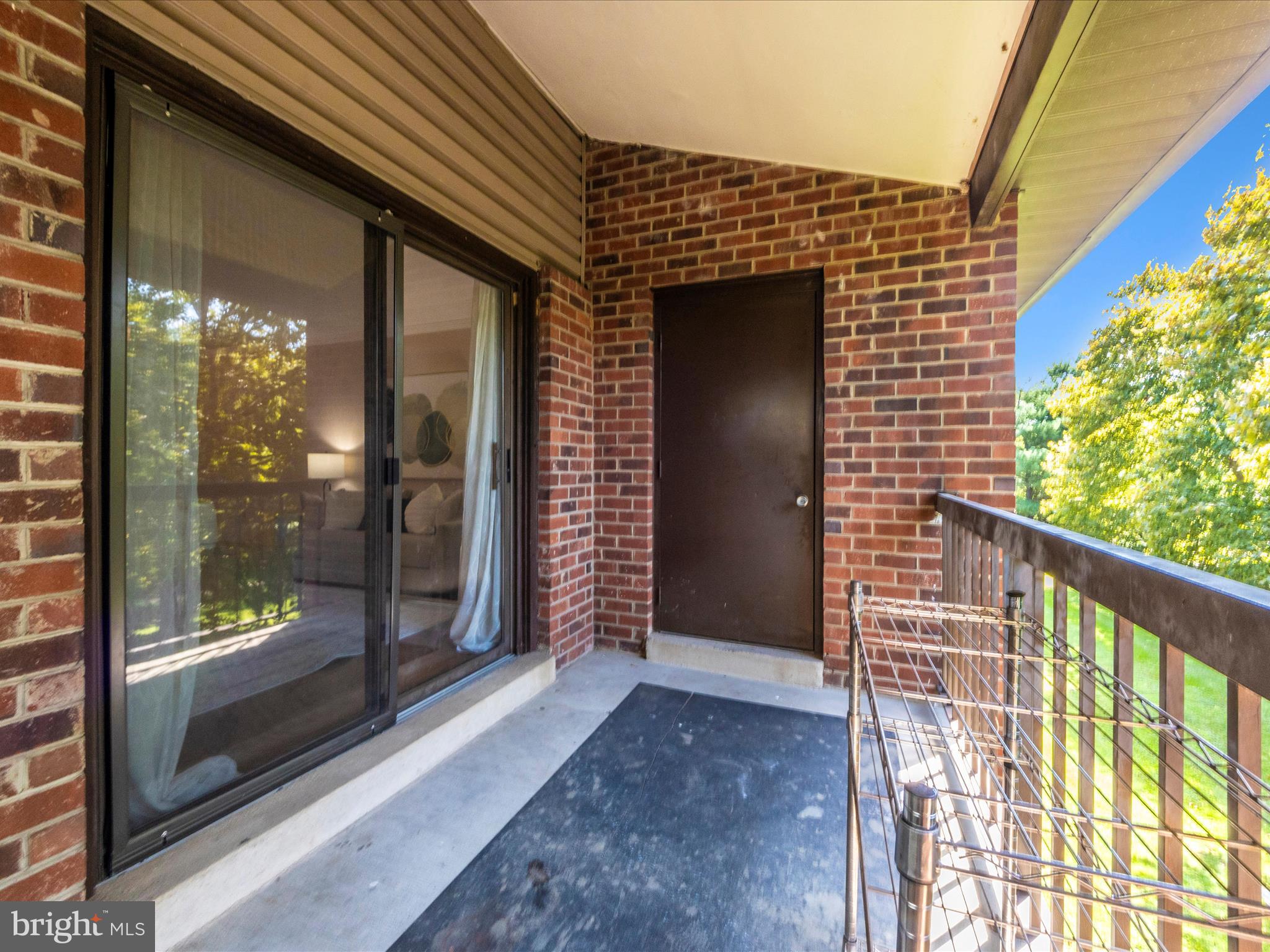 MALLARD COVE CONDOMINIUMS - Residential