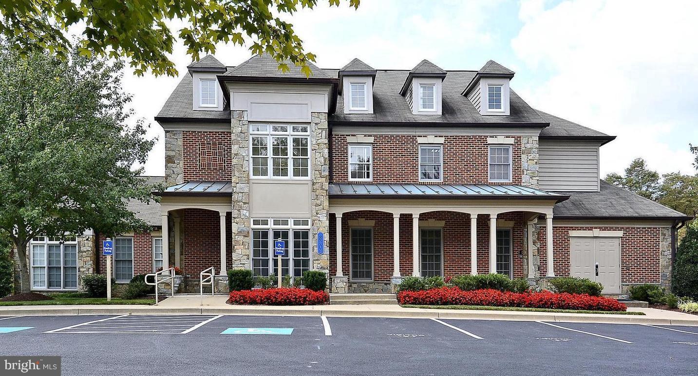 MALLARD COVE CONDOMINIUMS - Residential