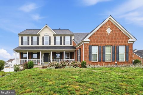 Photo of 20025 Babylon Court, HAGERSTOWN, MD 21742 (MLS # MDWA2037756)