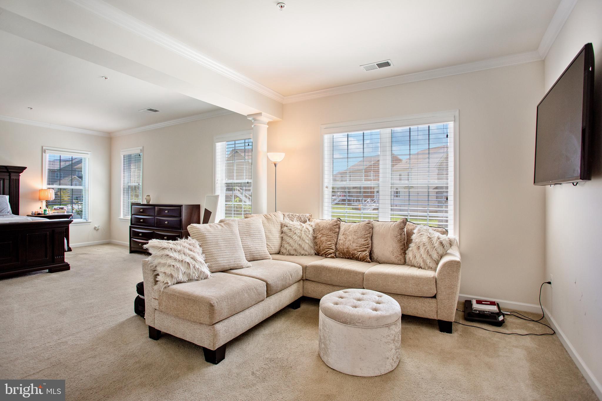 MARLBORO RIDGE - Residential