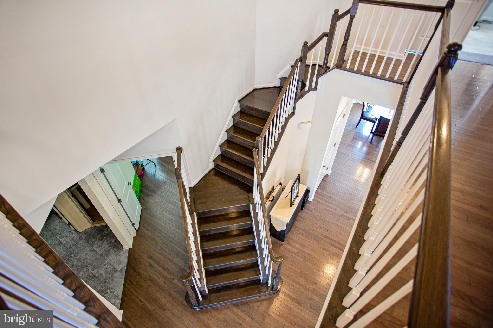 MARLBORO RIDGE - Residential