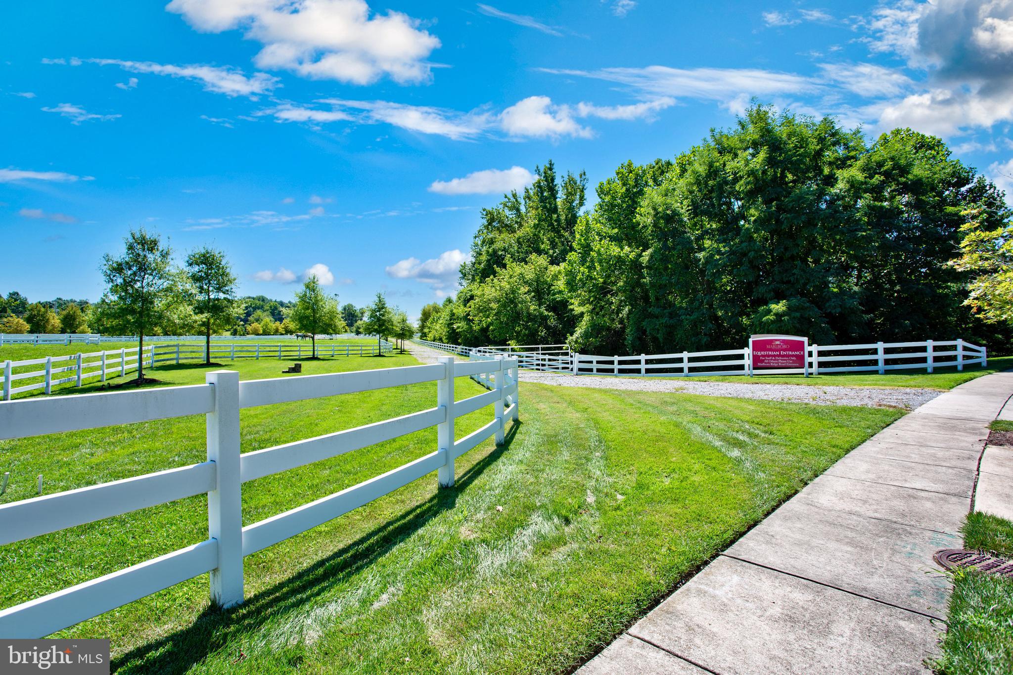 MARLBORO RIDGE - Residential