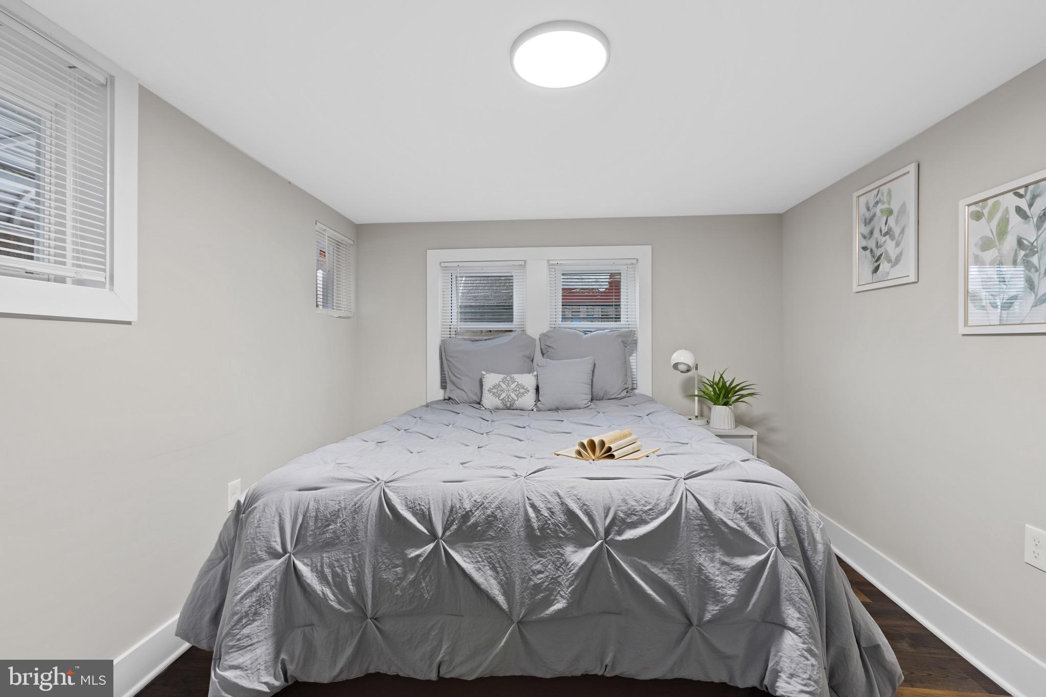 NEW SOUTHWEST - Residential Lease