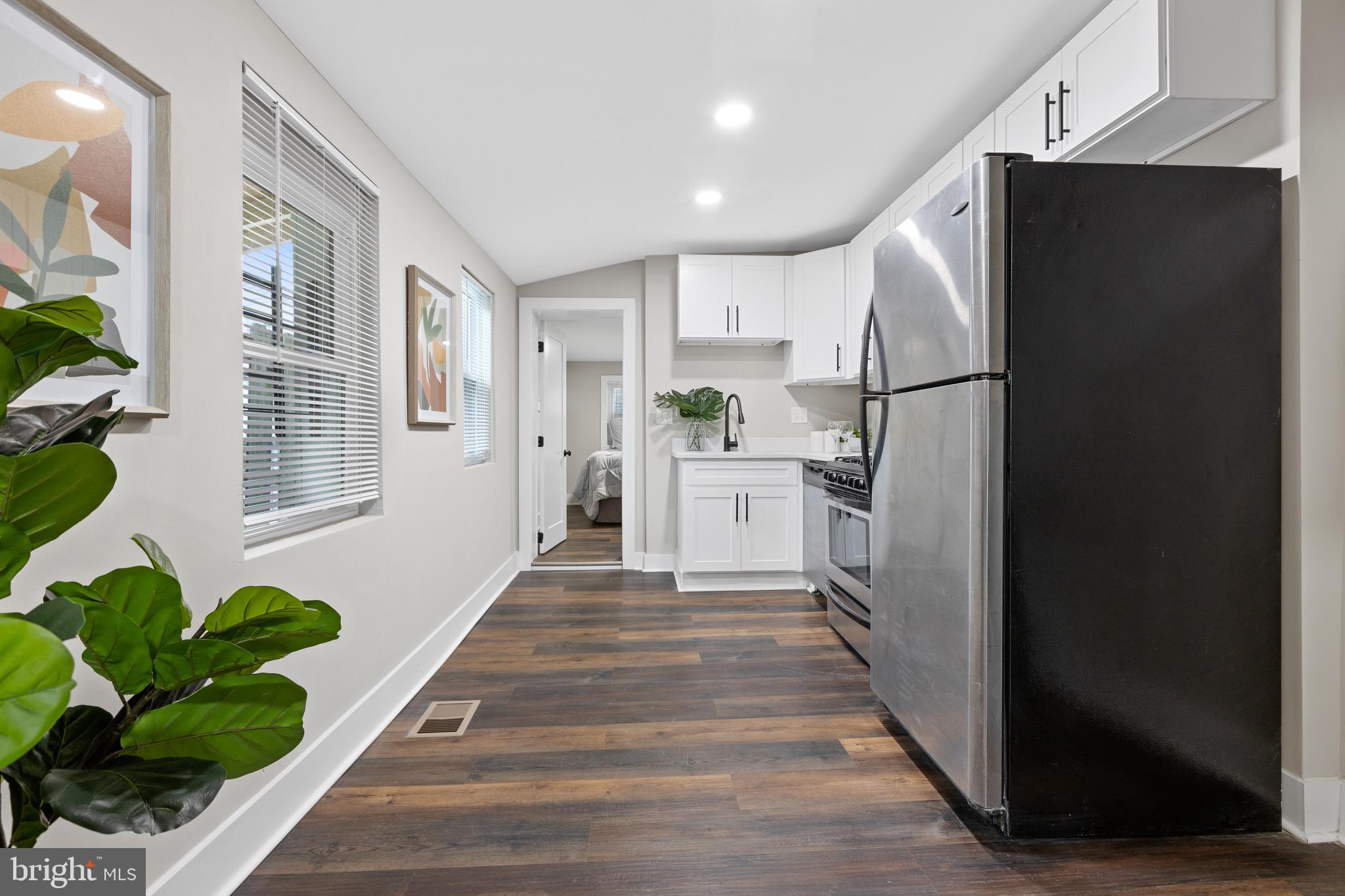 NEW SOUTHWEST - Residential Lease