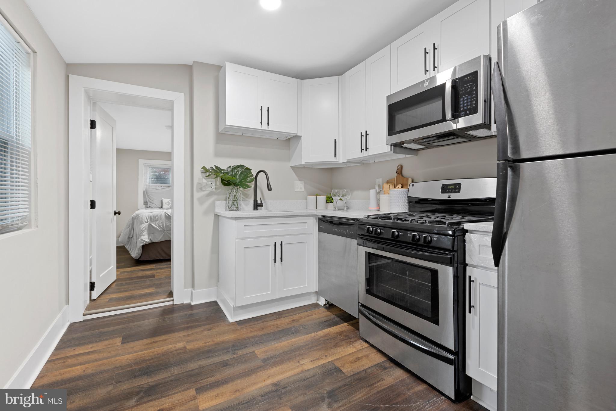 NEW SOUTHWEST - Residential Lease
