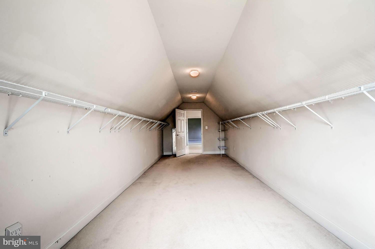 HUNT VALLEY - Residential