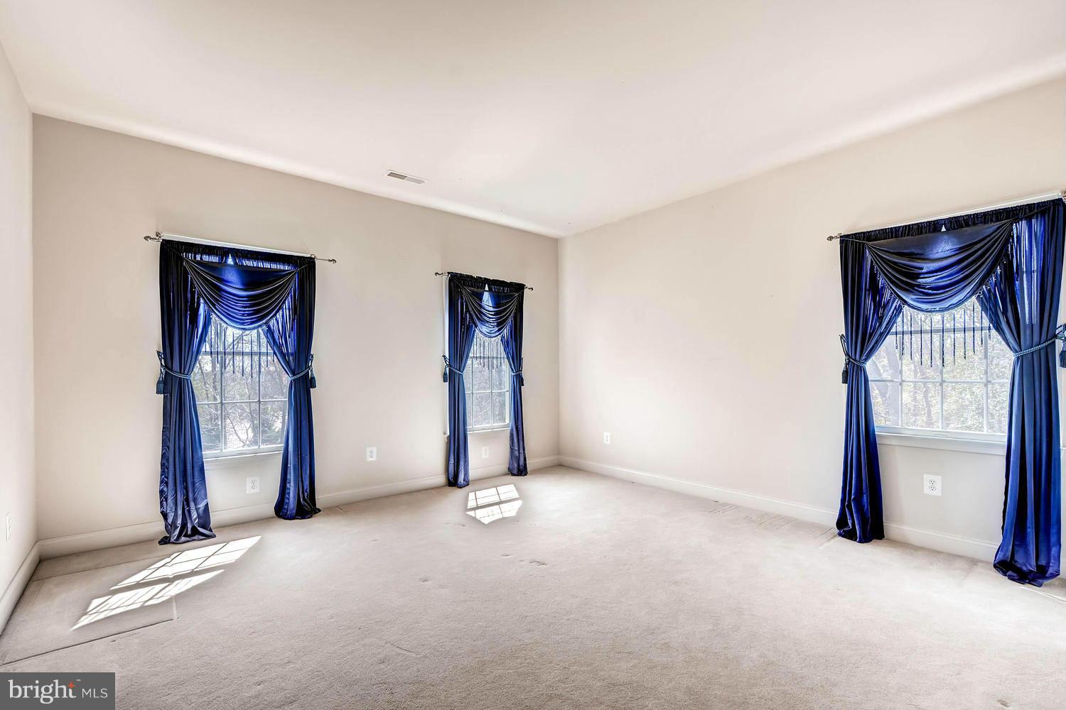 HUNT VALLEY - Residential