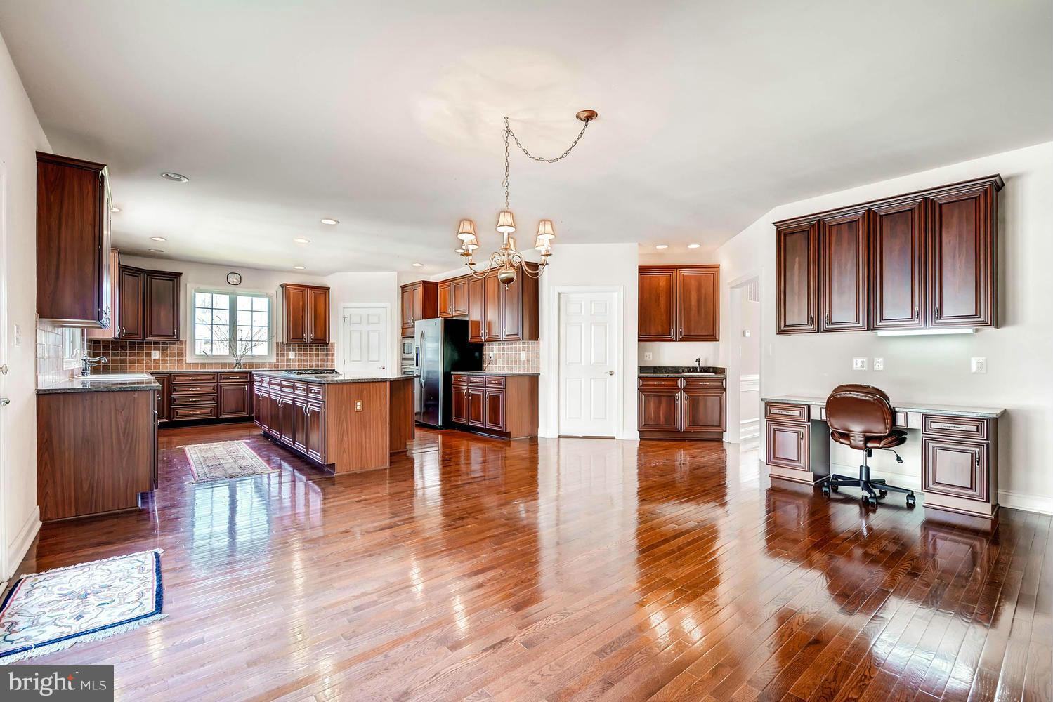 HUNT VALLEY - Residential