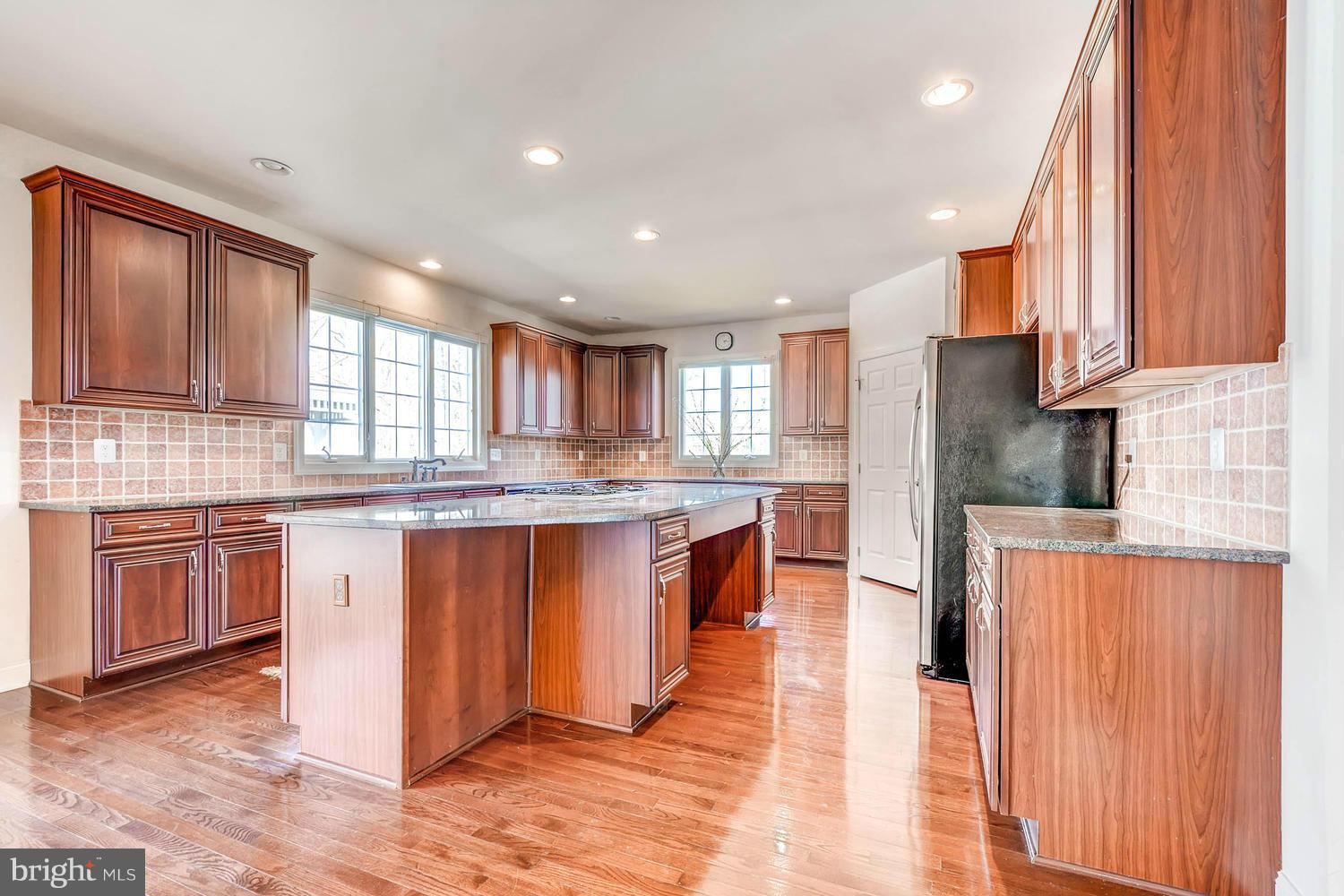 HUNT VALLEY - Residential