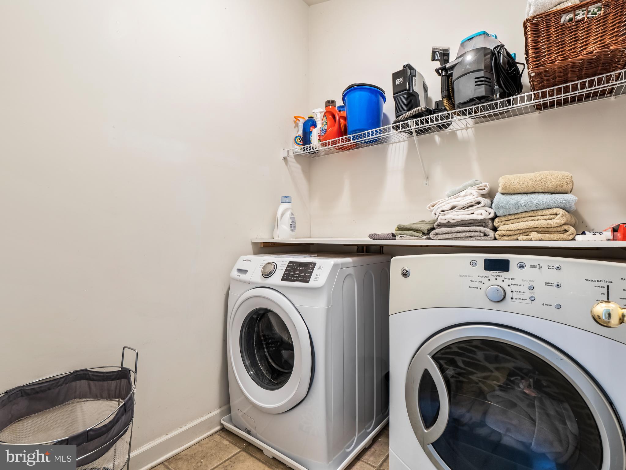 THE FALLS AT LEE'S PARK - Residential