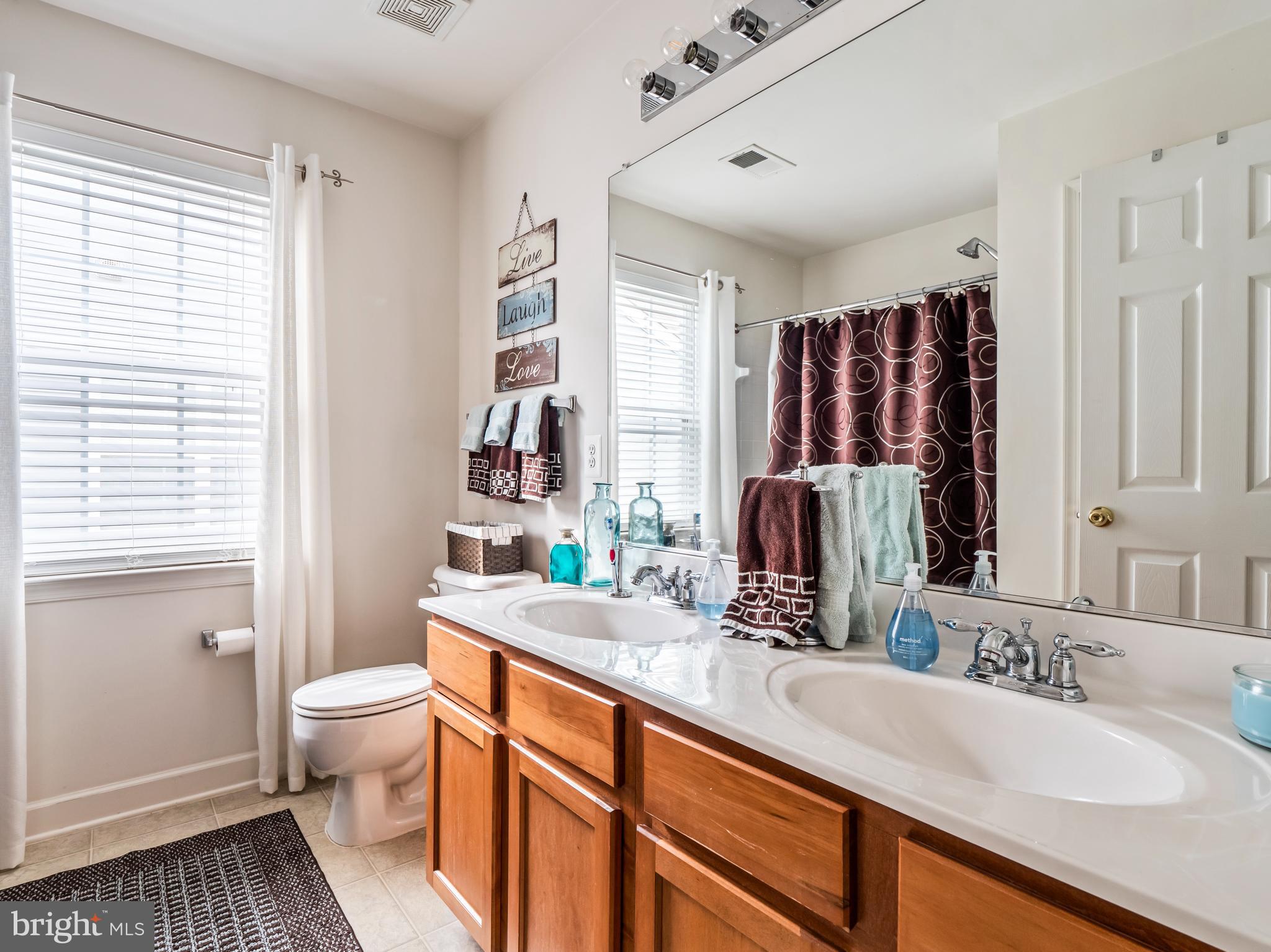 THE FALLS AT LEE'S PARK - Residential