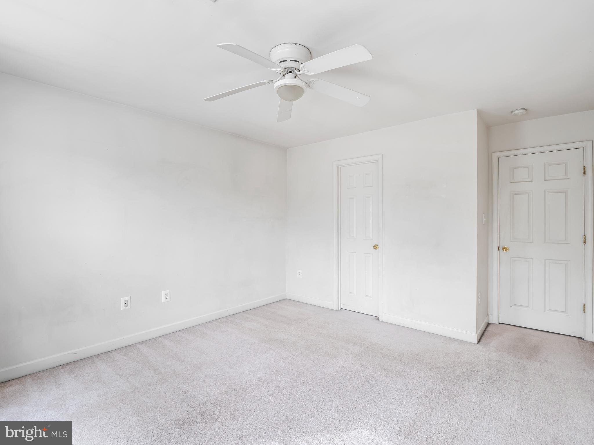 THE FALLS AT LEE'S PARK - Residential