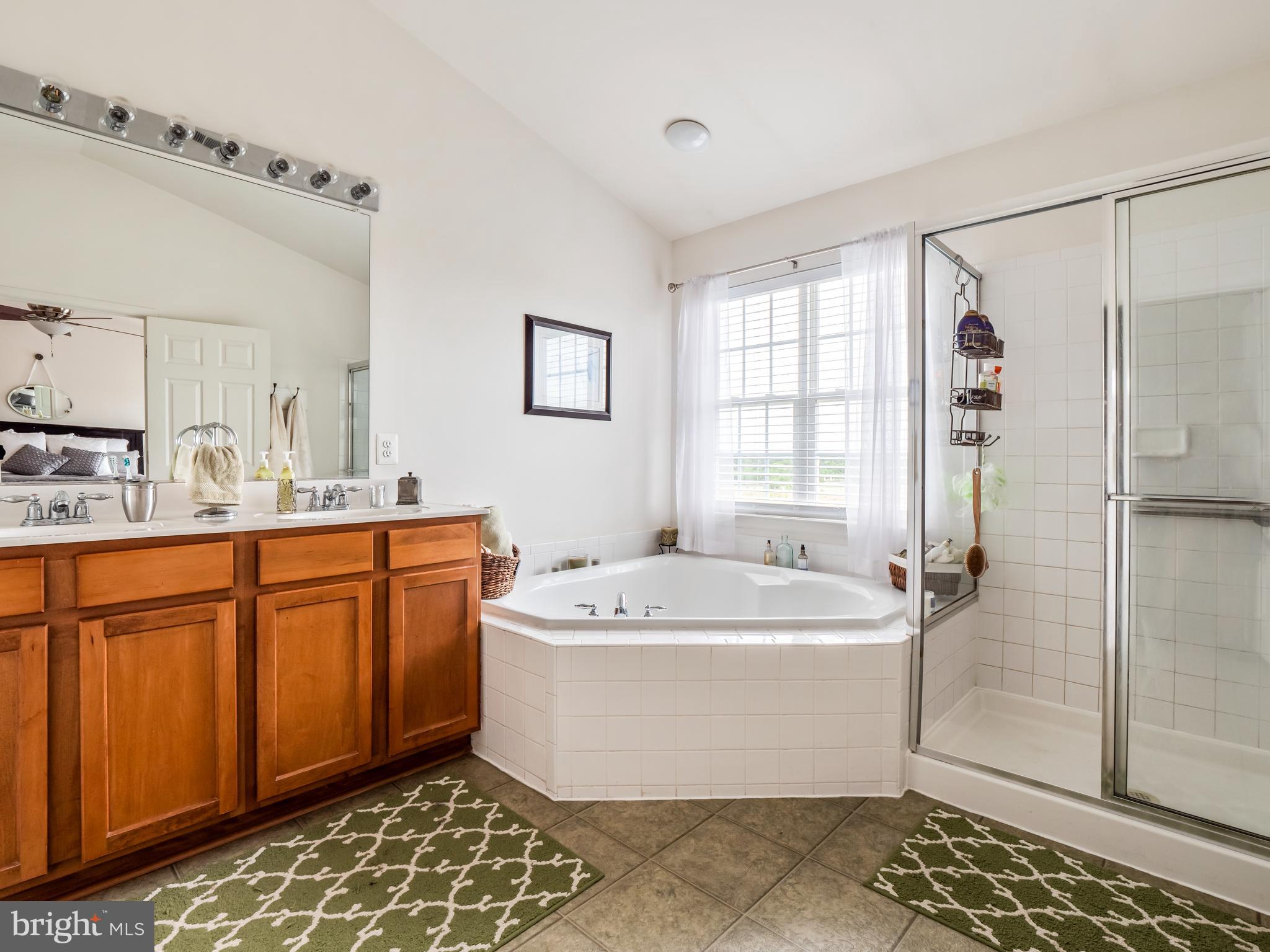 THE FALLS AT LEE'S PARK - Residential