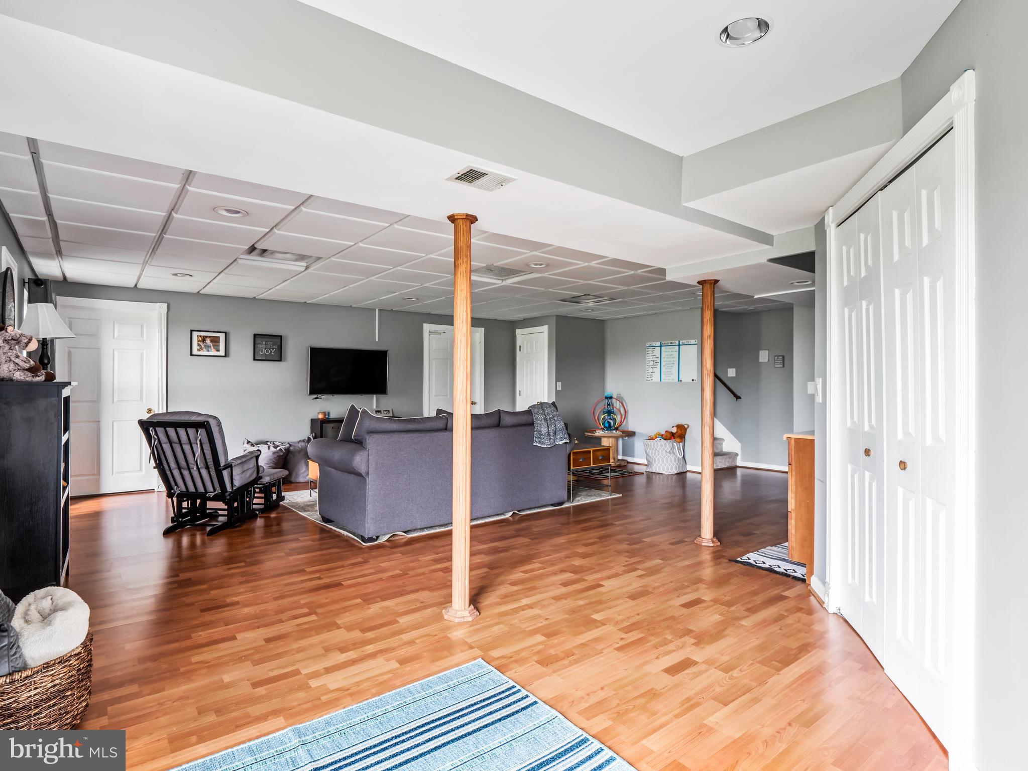 THE FALLS AT LEE'S PARK - Residential