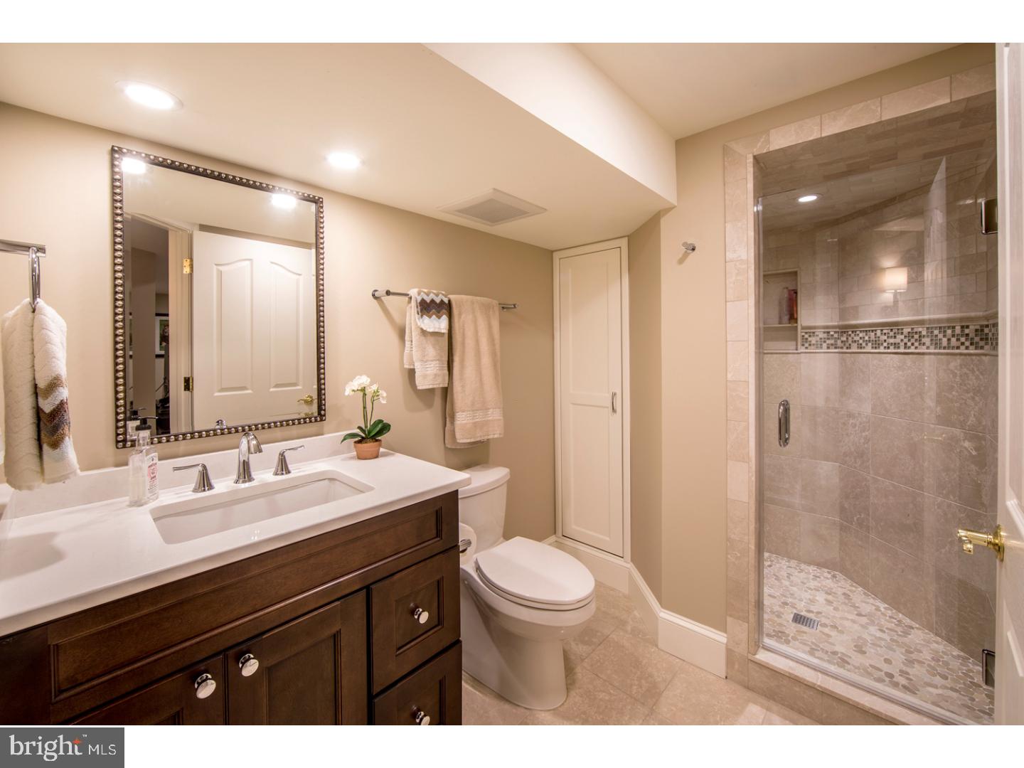 GREENLEAF - Residential