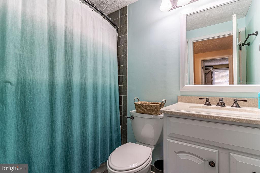 BURKE CENTRE - Residential Lease