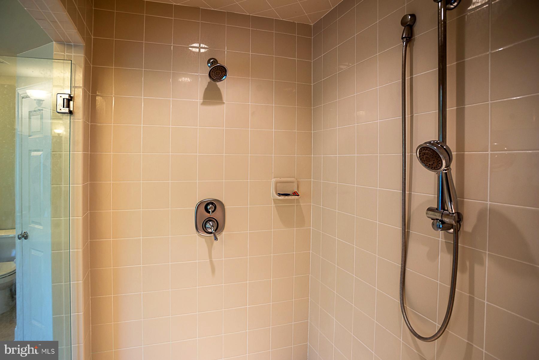 NORTH POINTE SUB - Residential