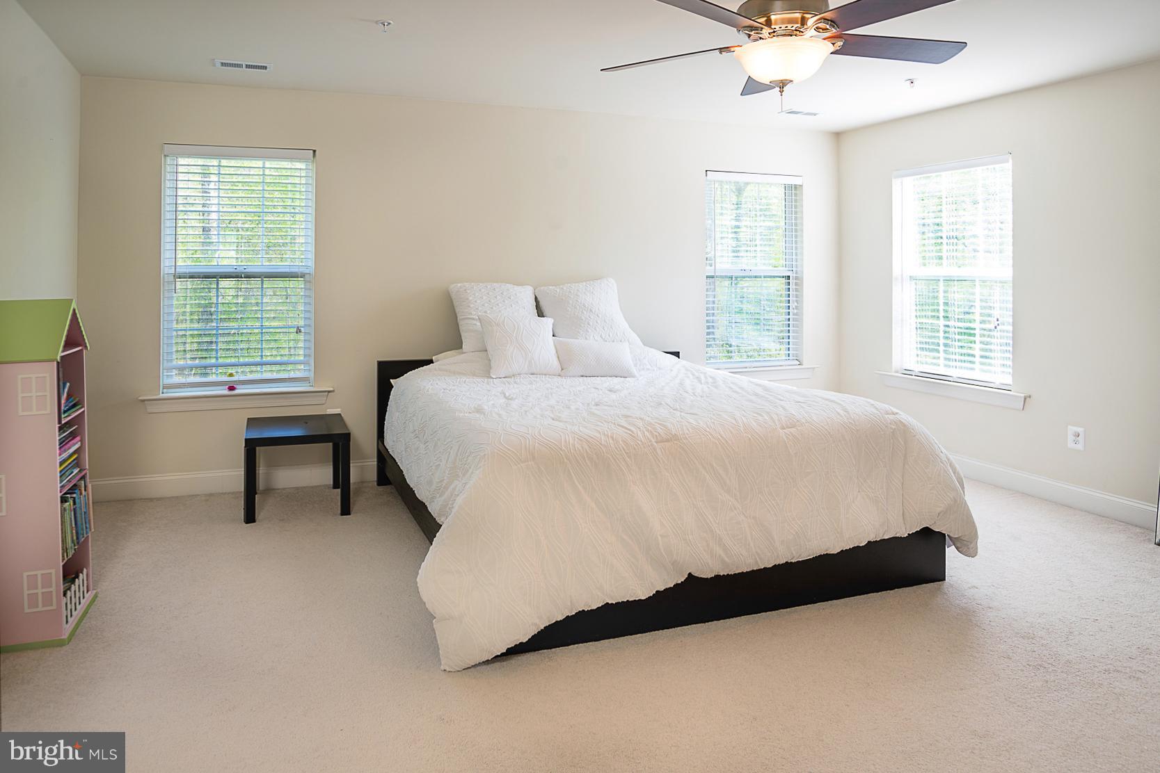 NORTH POINTE SUB - Residential