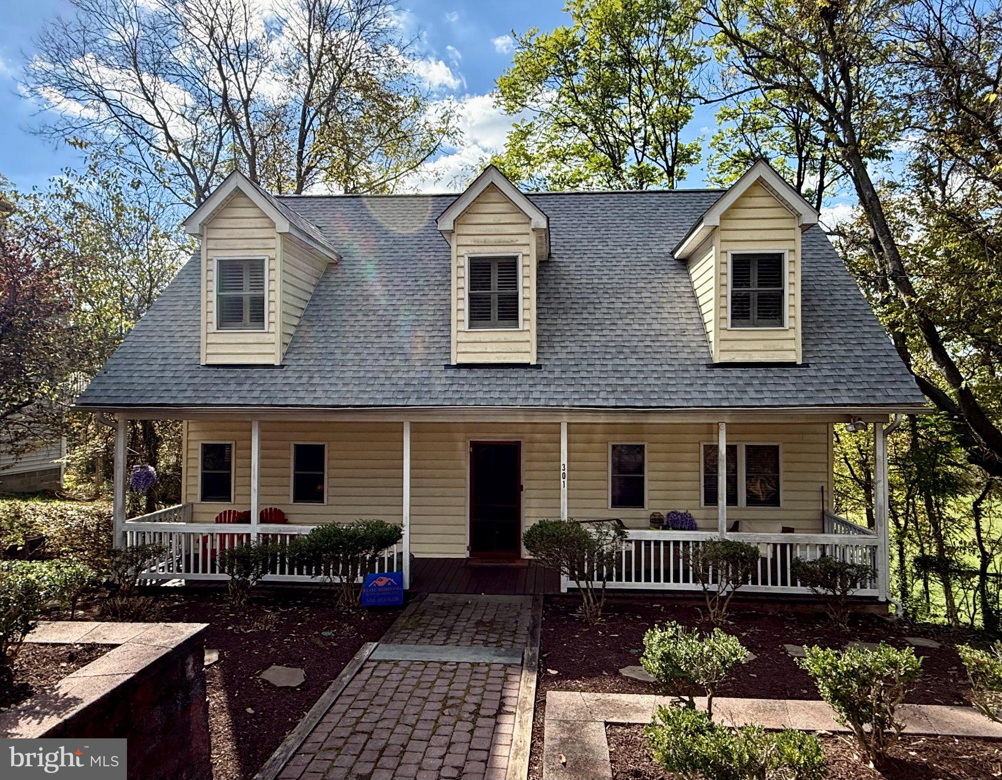 301 HIGH STREET