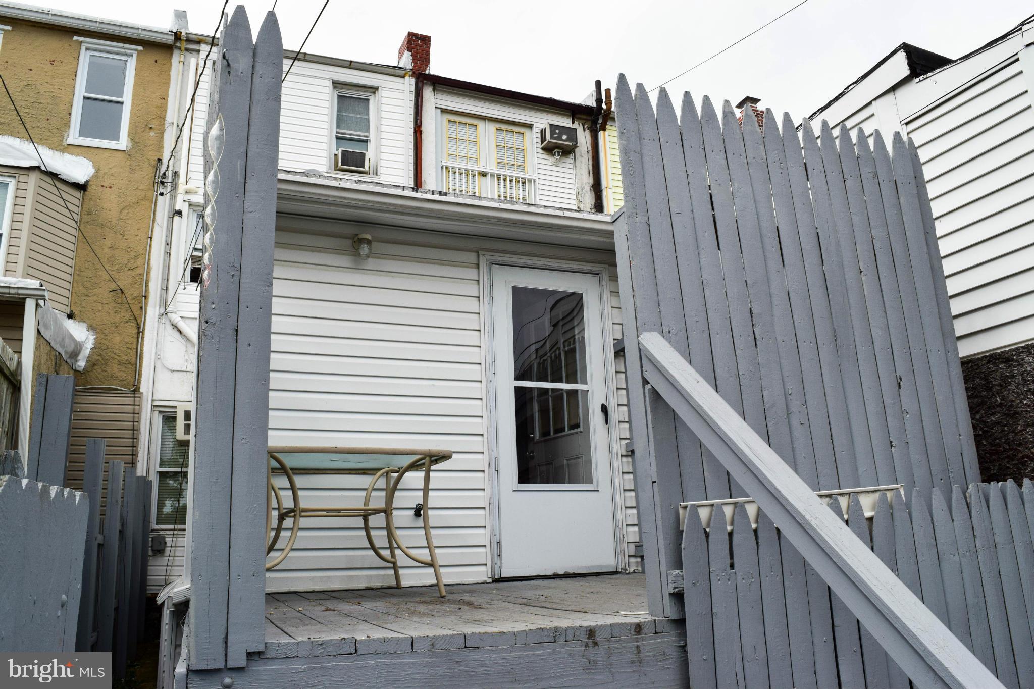 HAMPDEN HISTORIC DISTRICT - Residential