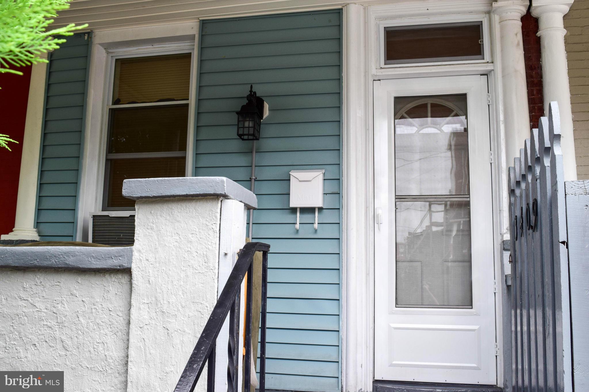 HAMPDEN HISTORIC DISTRICT - Residential