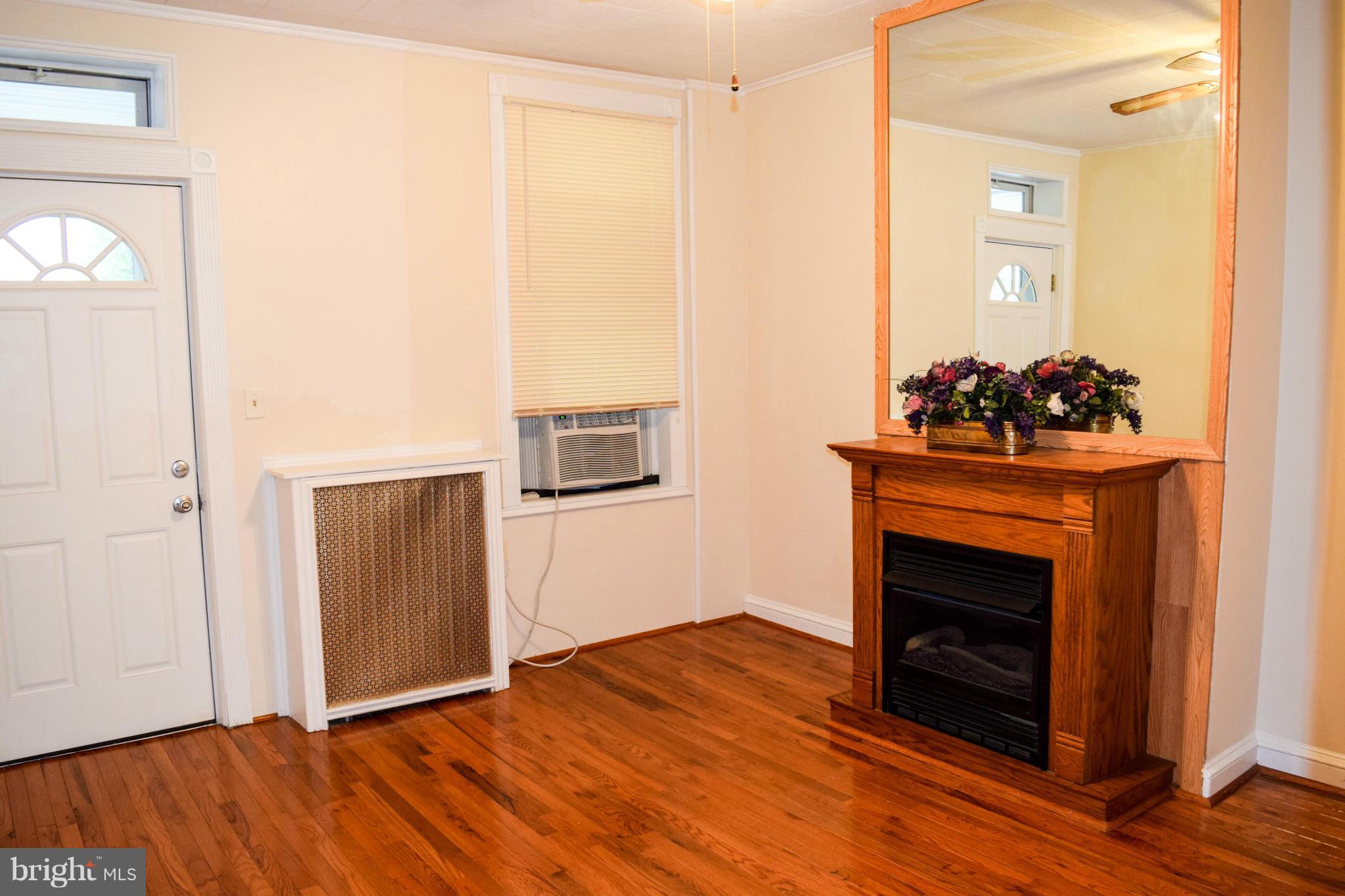 HAMPDEN HISTORIC DISTRICT - Residential