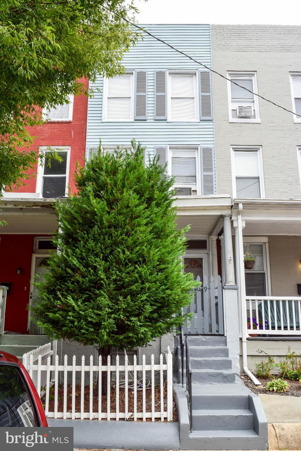 HAMPDEN HISTORIC DISTRICT - Residential