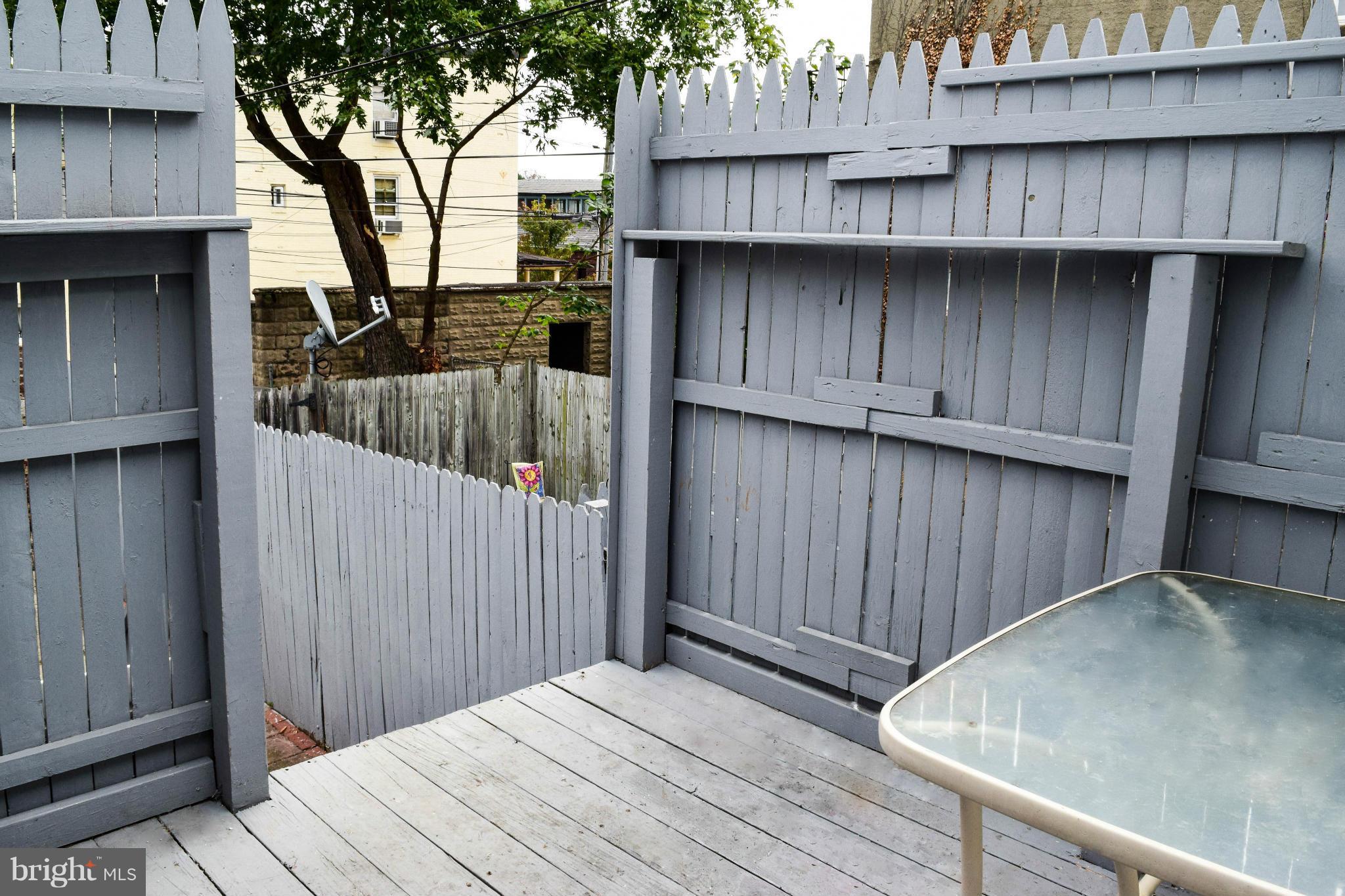 HAMPDEN HISTORIC DISTRICT - Residential