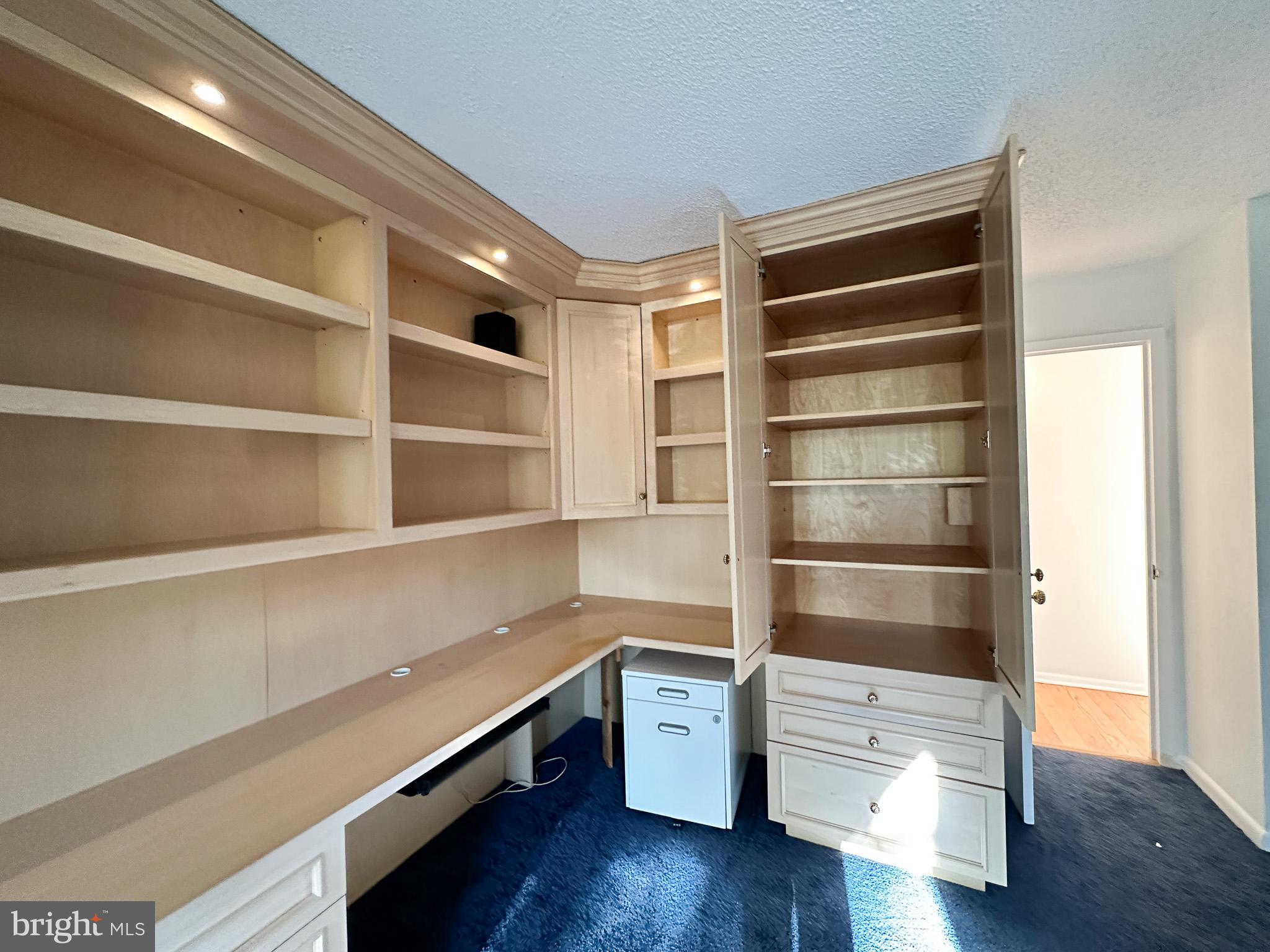 GREENHILL FARMS - Residential